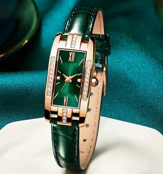 Reloj elegante verde esmeralda